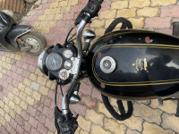 Black Royal Enfield Classic 350
