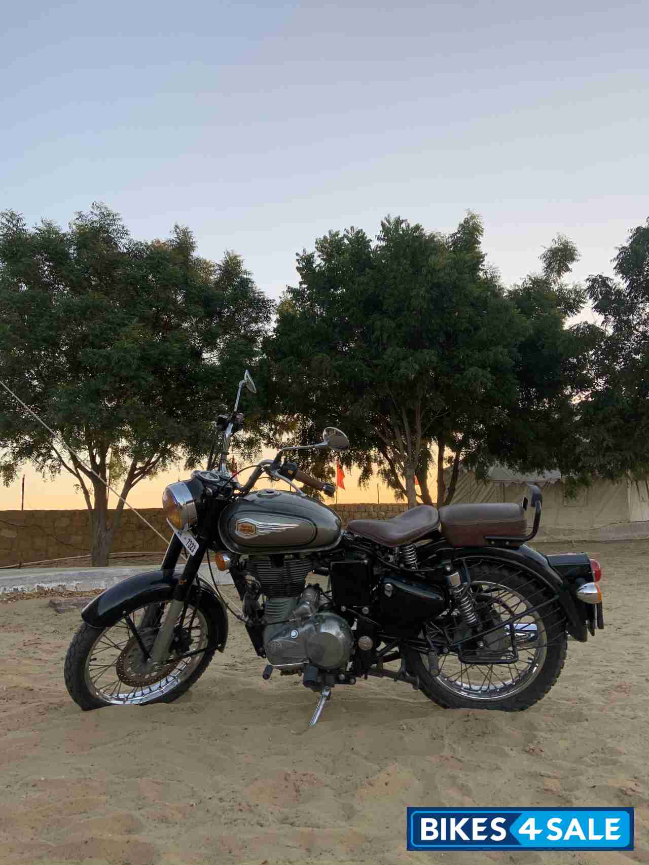 Silver Royal Enfield Classic 500
