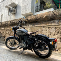 Silver Royal Enfield Classic 500