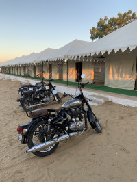 Silver Royal Enfield Classic 500