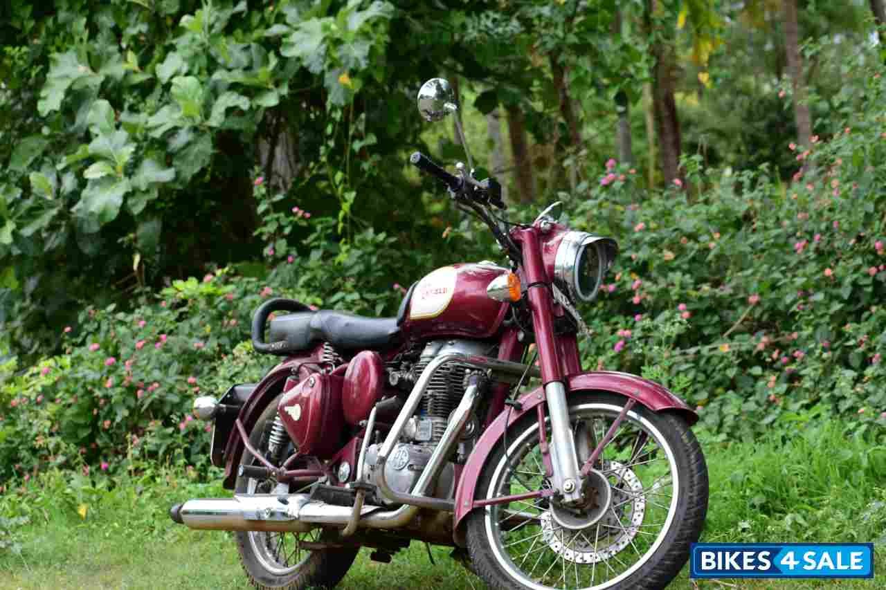 Mooron Royal Enfield Classic 500