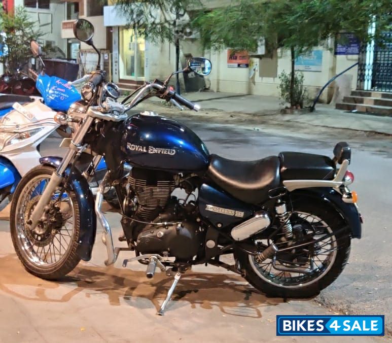Marine Blue Royal Enfield Thunderbird 350