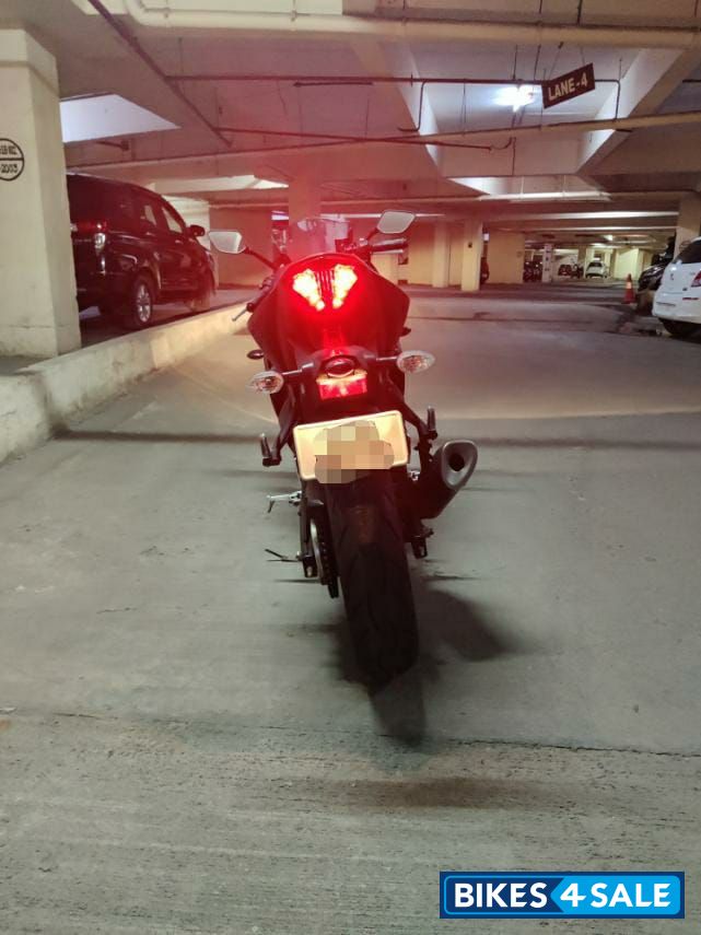 Black Yamaha YZF R3 Black Yamaha YZF R3