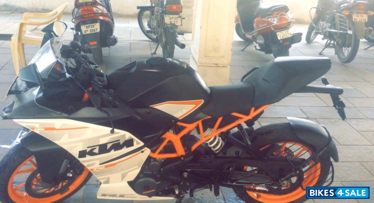Standard KTM RC 390