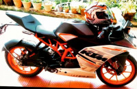 Standard KTM RC 390