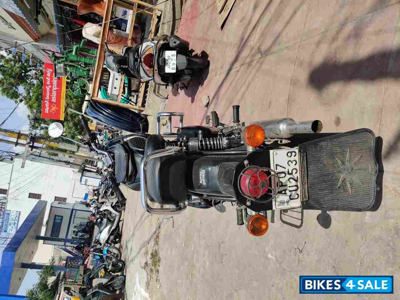 Royal Enfield Classic 350