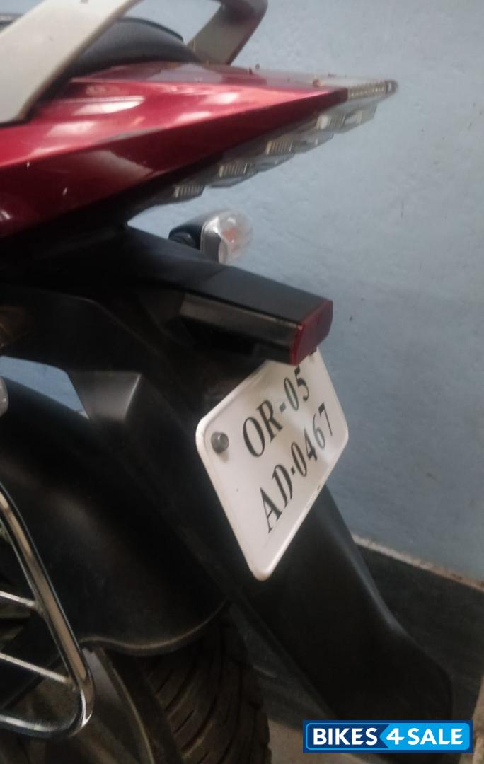 Red Bajaj Pulsar 150 DTSi