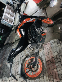 Orange Black KTM Duke 200