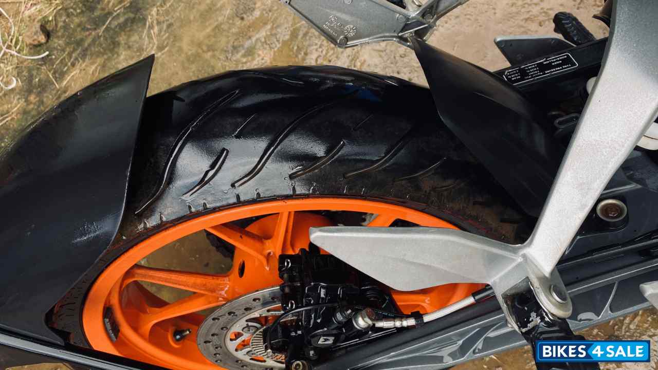 KTM Duke 200 ABS