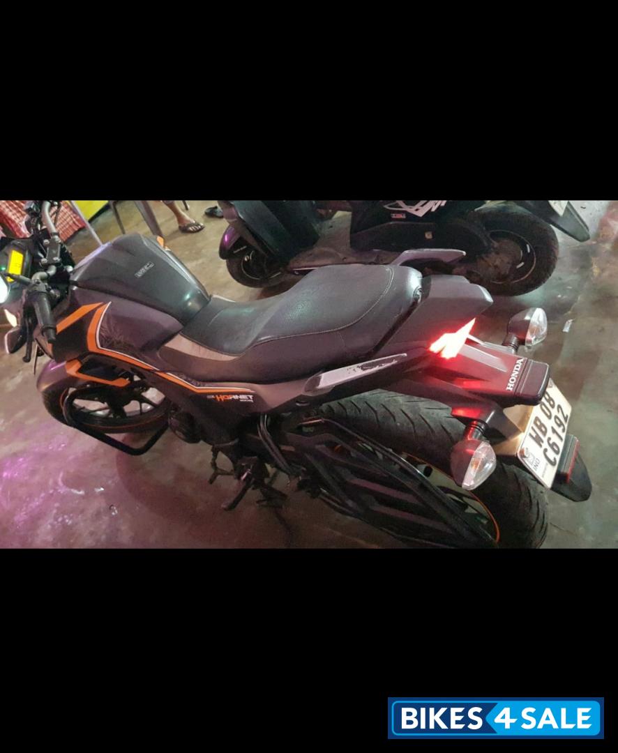 Honda CB Hornet 160R