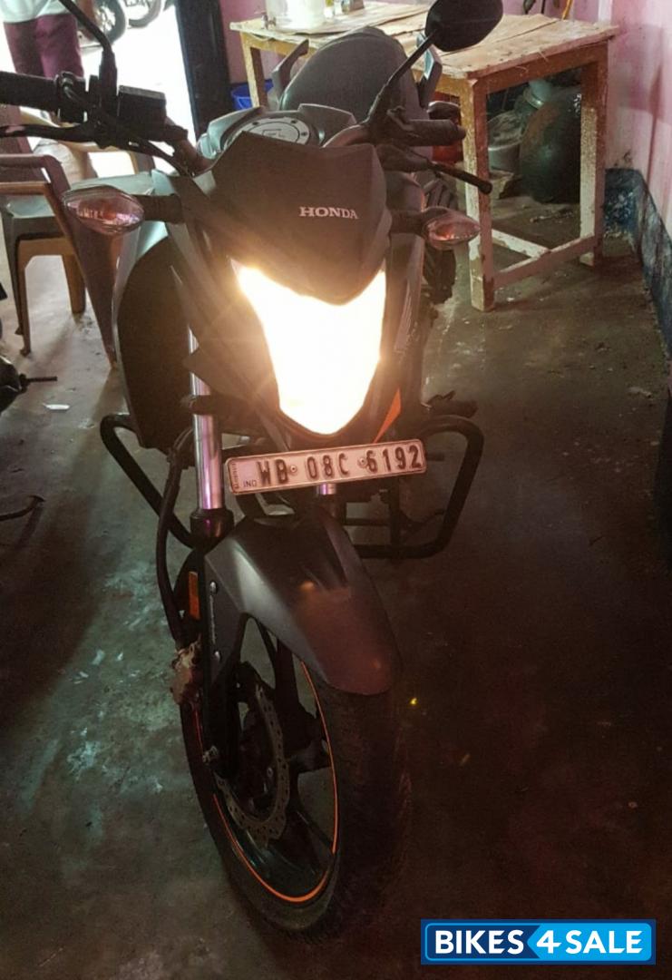 Honda CB Hornet 160R