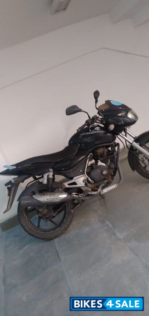 Bajaj Pulsar 180