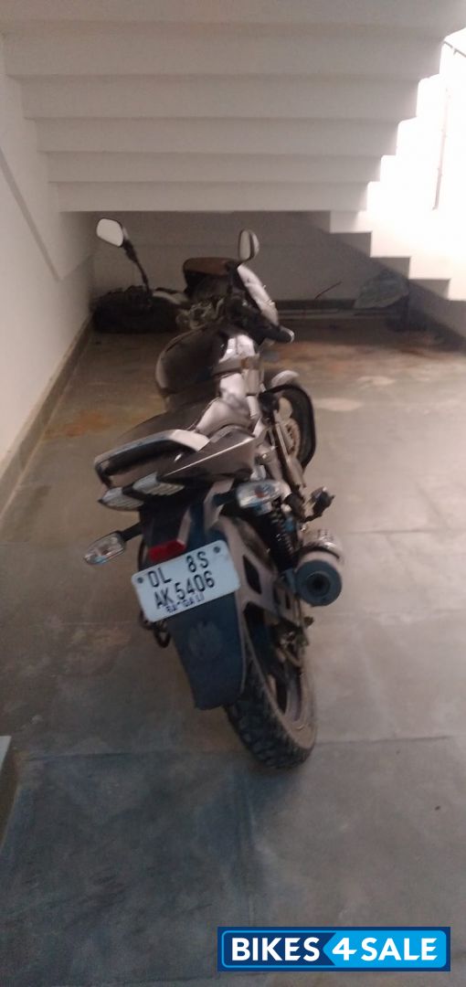 Bajaj Pulsar 180