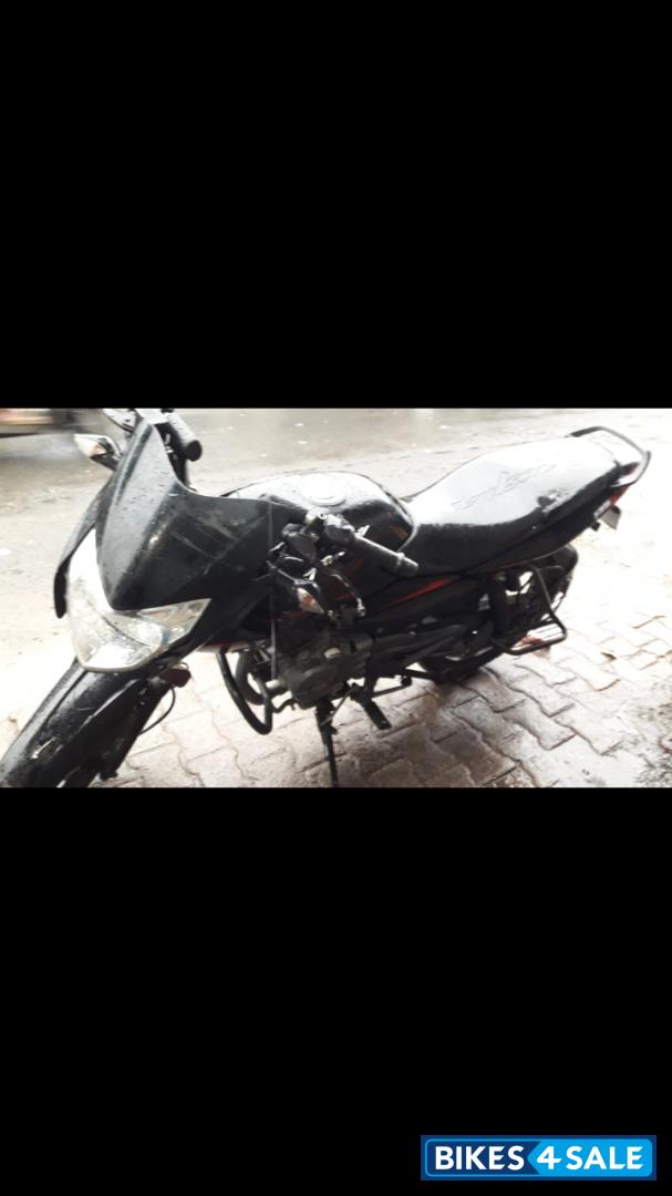 Black Bajaj Pulsar 135LS