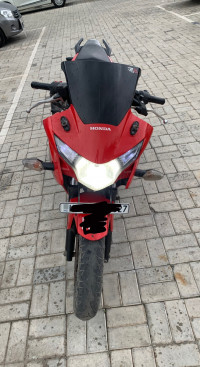 Red Honda CBR 250R