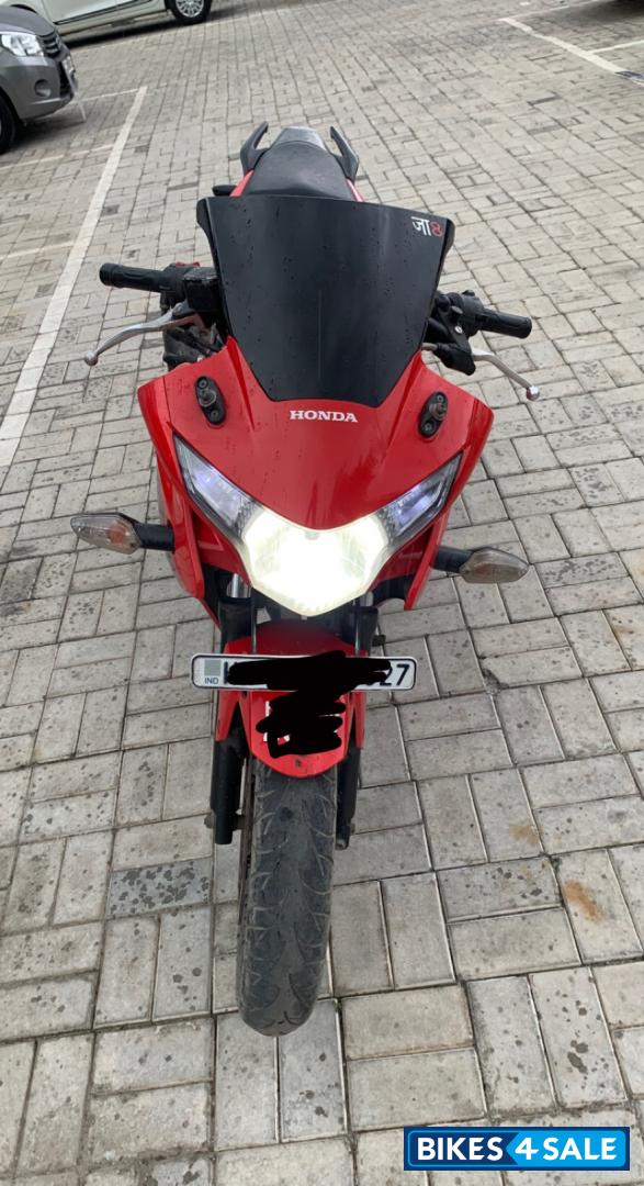 Red Honda CBR 250R