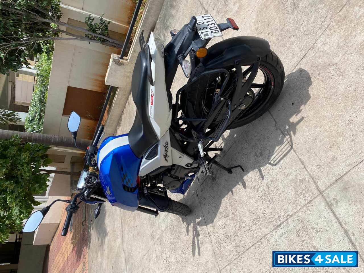 Blue And White TVS Apache RTR 160 BS VI