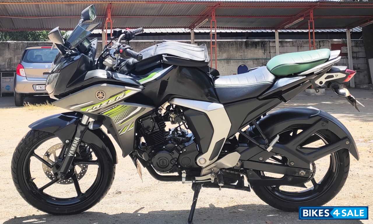 Yamaha Fazer FI V2