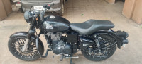 Royal Enfield Classic Stealth Black 2018 Model