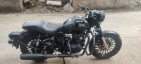 Royal Enfield Classic Stealth Black
