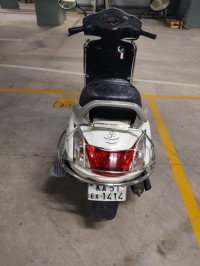 White Honda Activa 4G