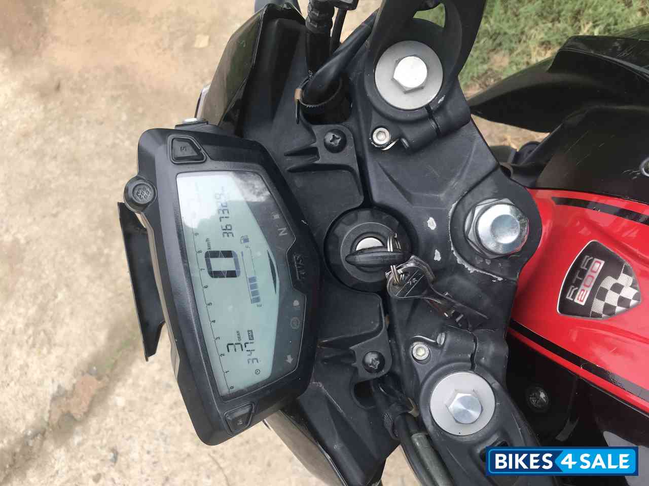 Black N Red TVS Apache RTR 200 Fi 4V Race Edition 2.0