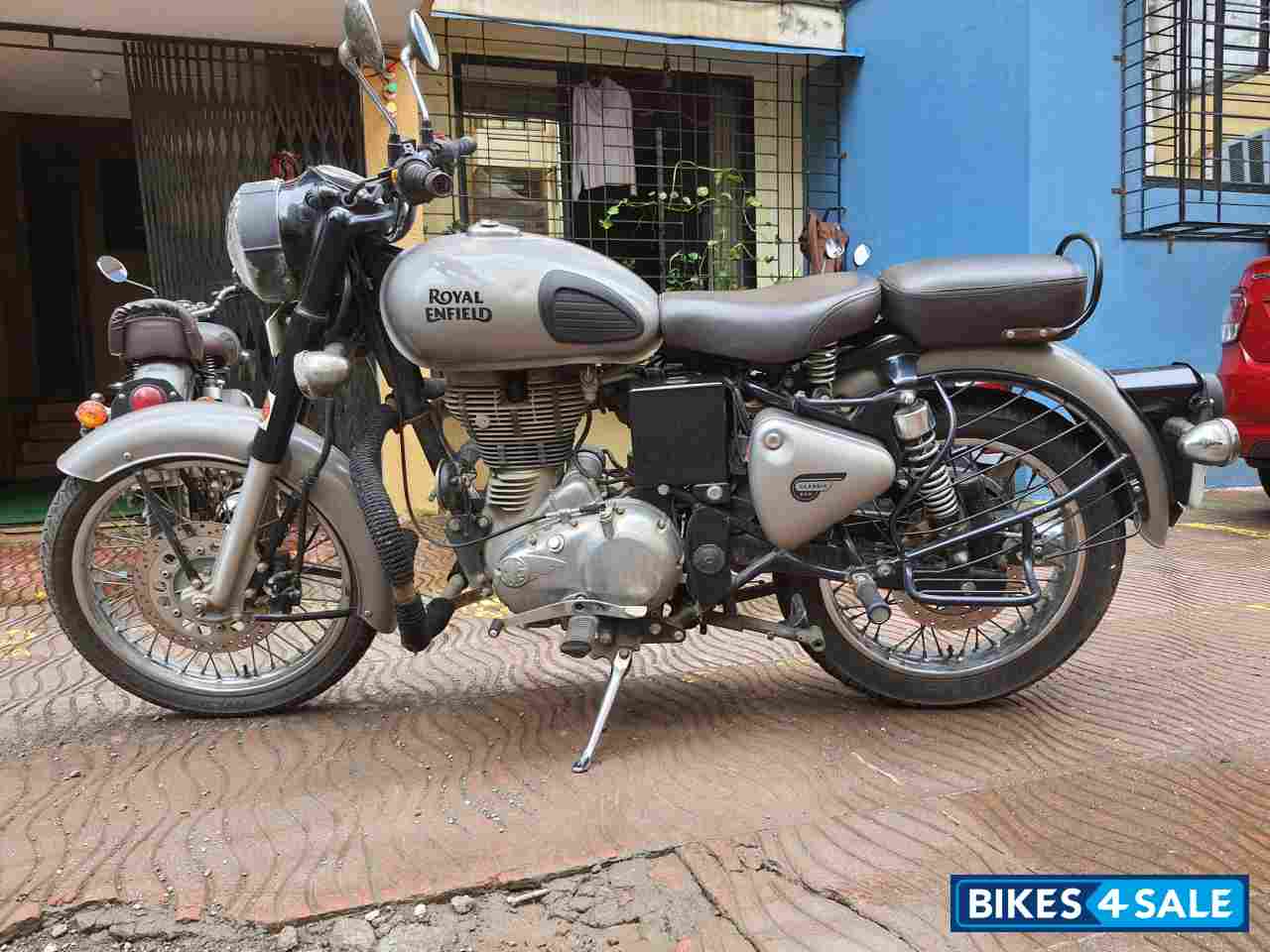 Royal Enfield Classic Gunmetal Grey Royal Enfield Classic Gunmetal Grey