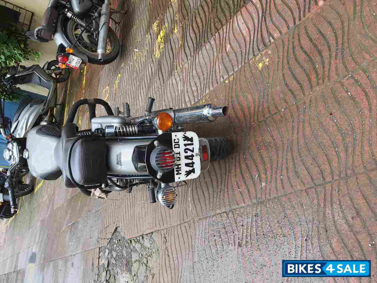 Royal Enfield Classic Gunmetal Grey Royal Enfield Classic Gunmetal Grey