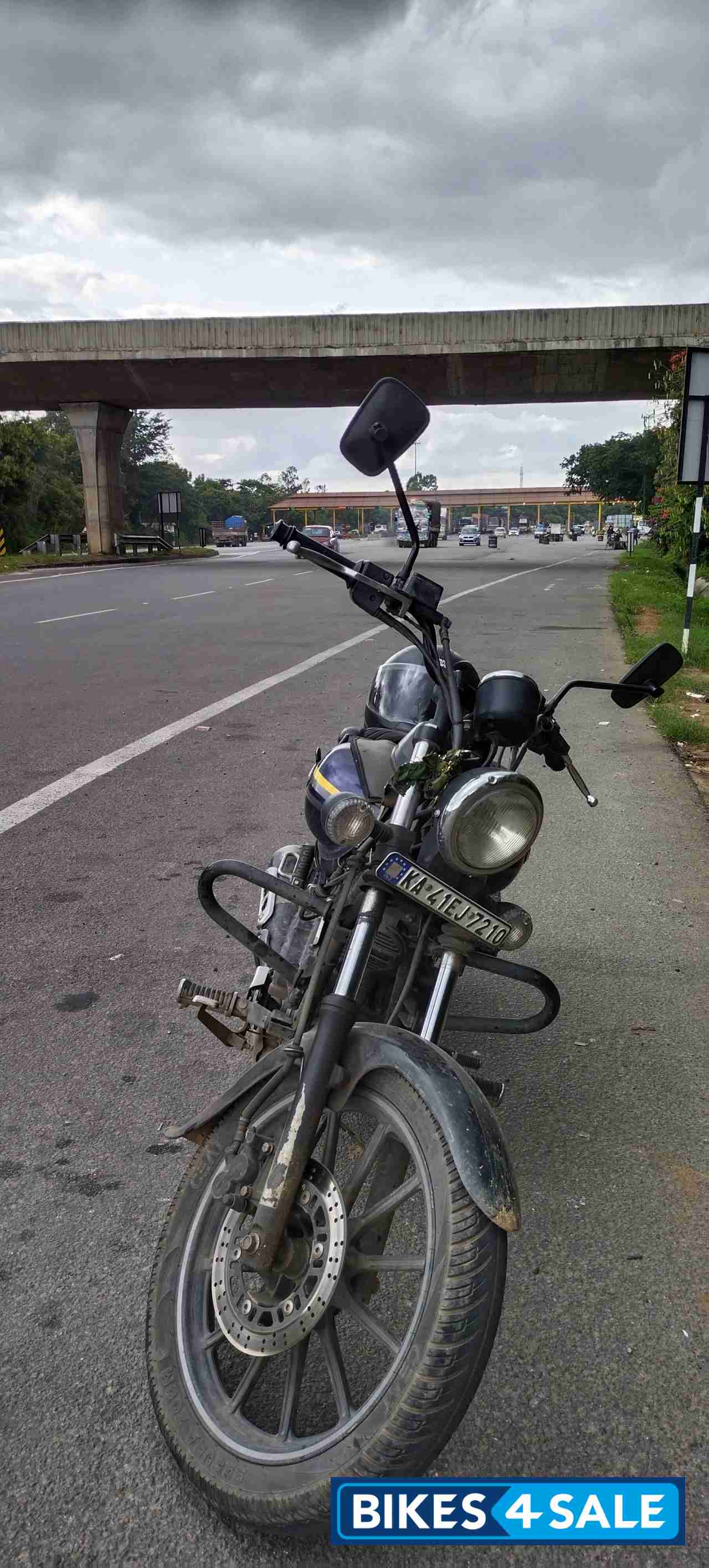 Bajaj Avenger Street 150