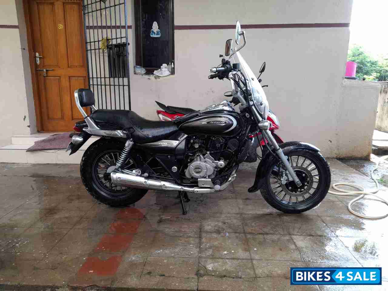 Bajaj Avenger Cruise 220