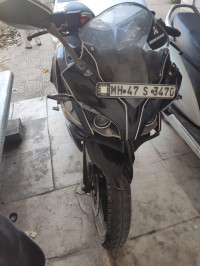 Black Bajaj Pulsar RS 200