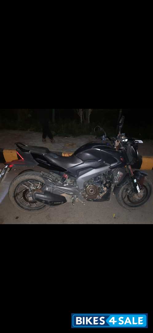Matt Black Bajaj Dominar 400 ABS BS6