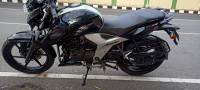 Black TVS Apache RTR 160 4V