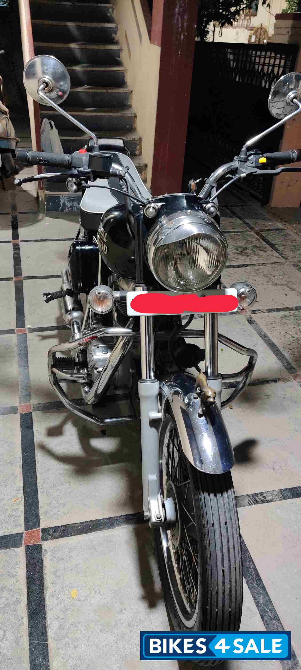 Black Royal Enfield Bullet Electra Twinspark