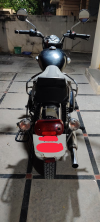 Black Royal Enfield Bullet Electra Twinspark