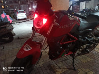 Red Benelli TNT 25