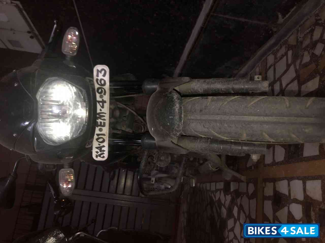 Black Bajaj Pulsar 180