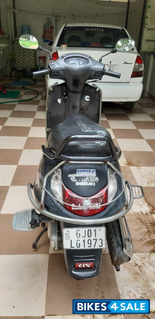 Black Suzuki Access 125