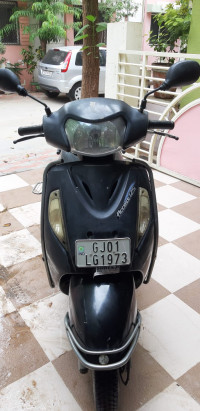 Black Suzuki Access 125