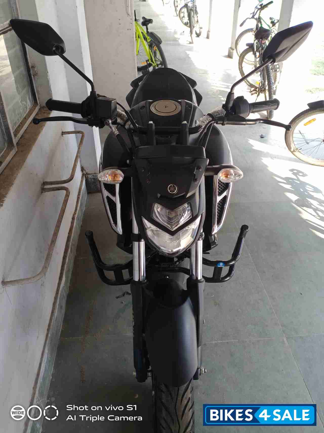 Mate Black Yamaha FZ-S FI V3 BS6