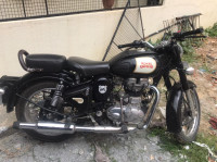 Black Royal Enfield Classic 350