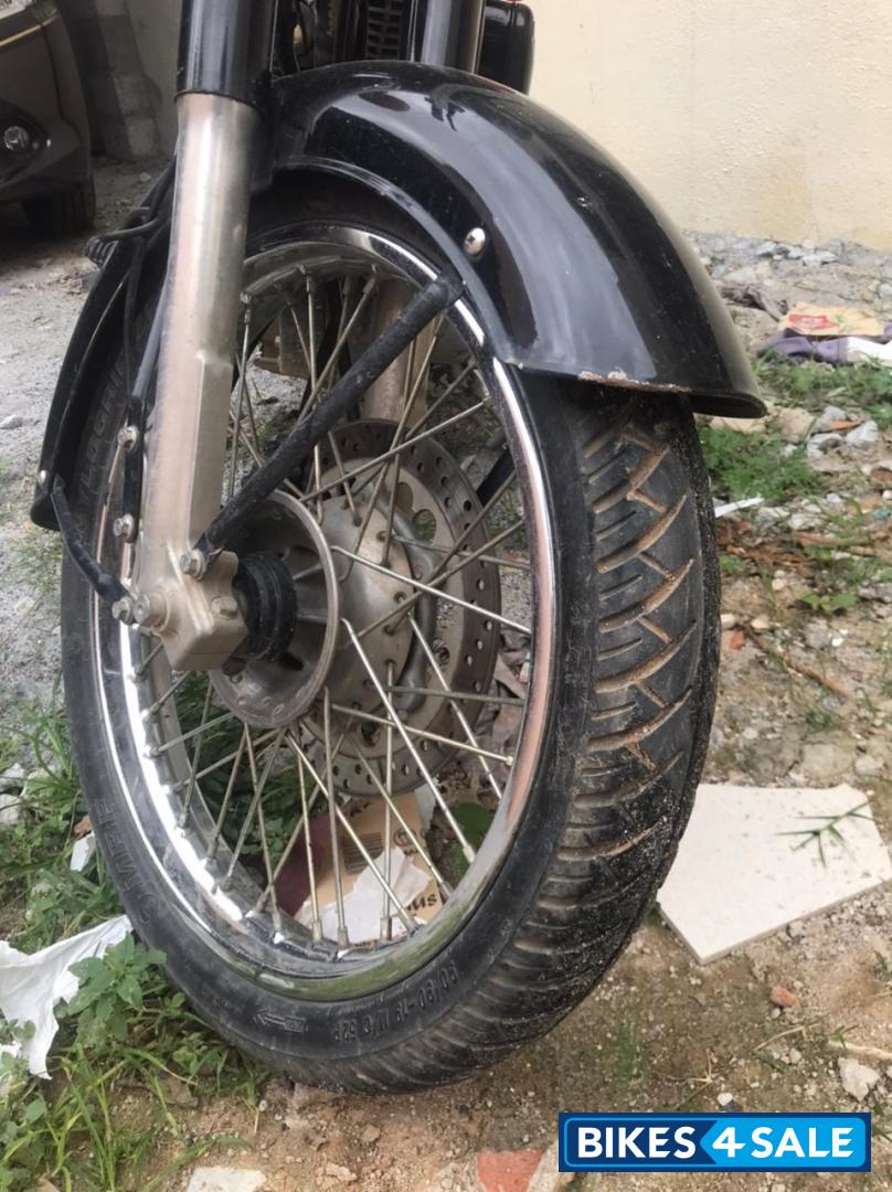 Black Royal Enfield Classic 350