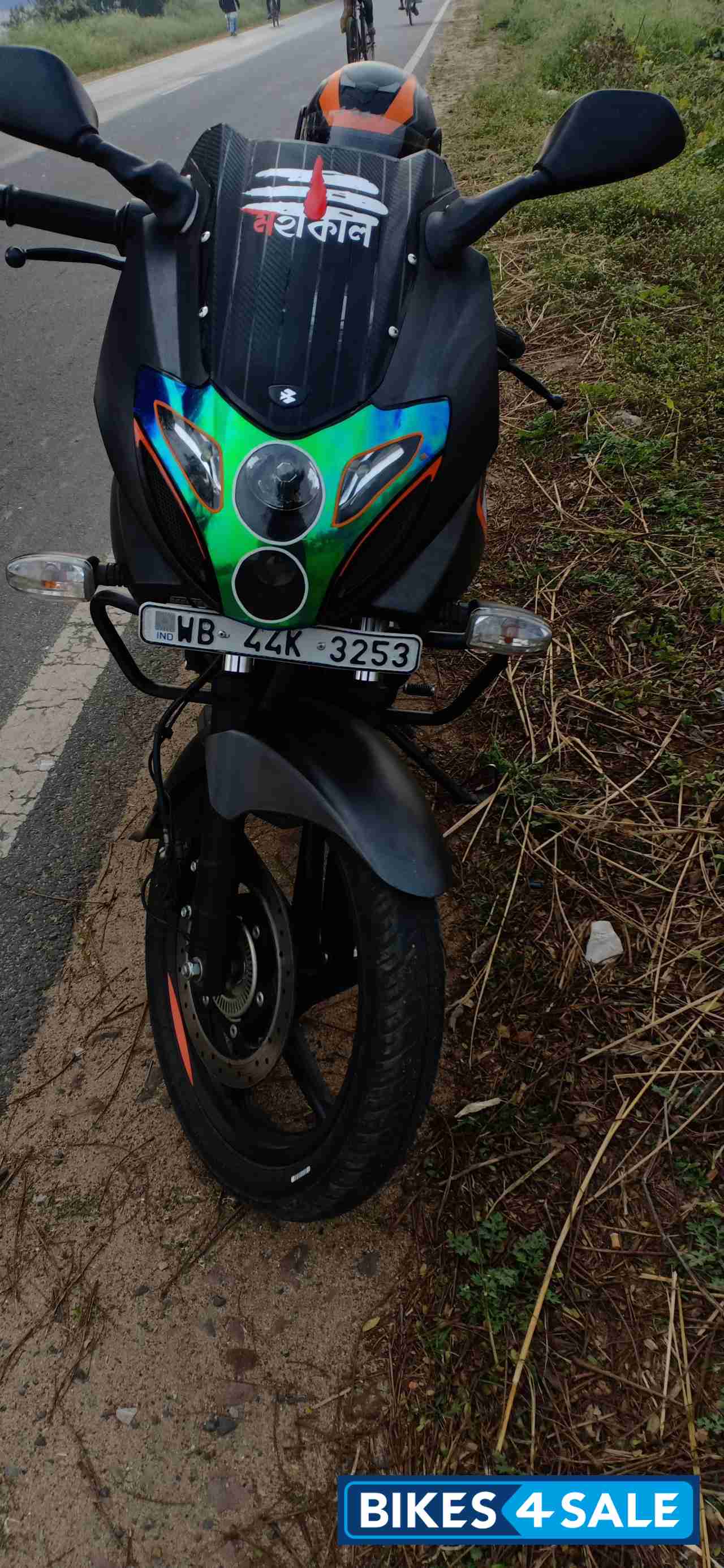 Black Orange Decal Bajaj Pulsar 180F Neon