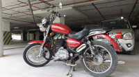 Red Royal Enfield Thunderbird TwinSpark 350
