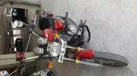 Red Royal Enfield Thunderbird TwinSpark 350