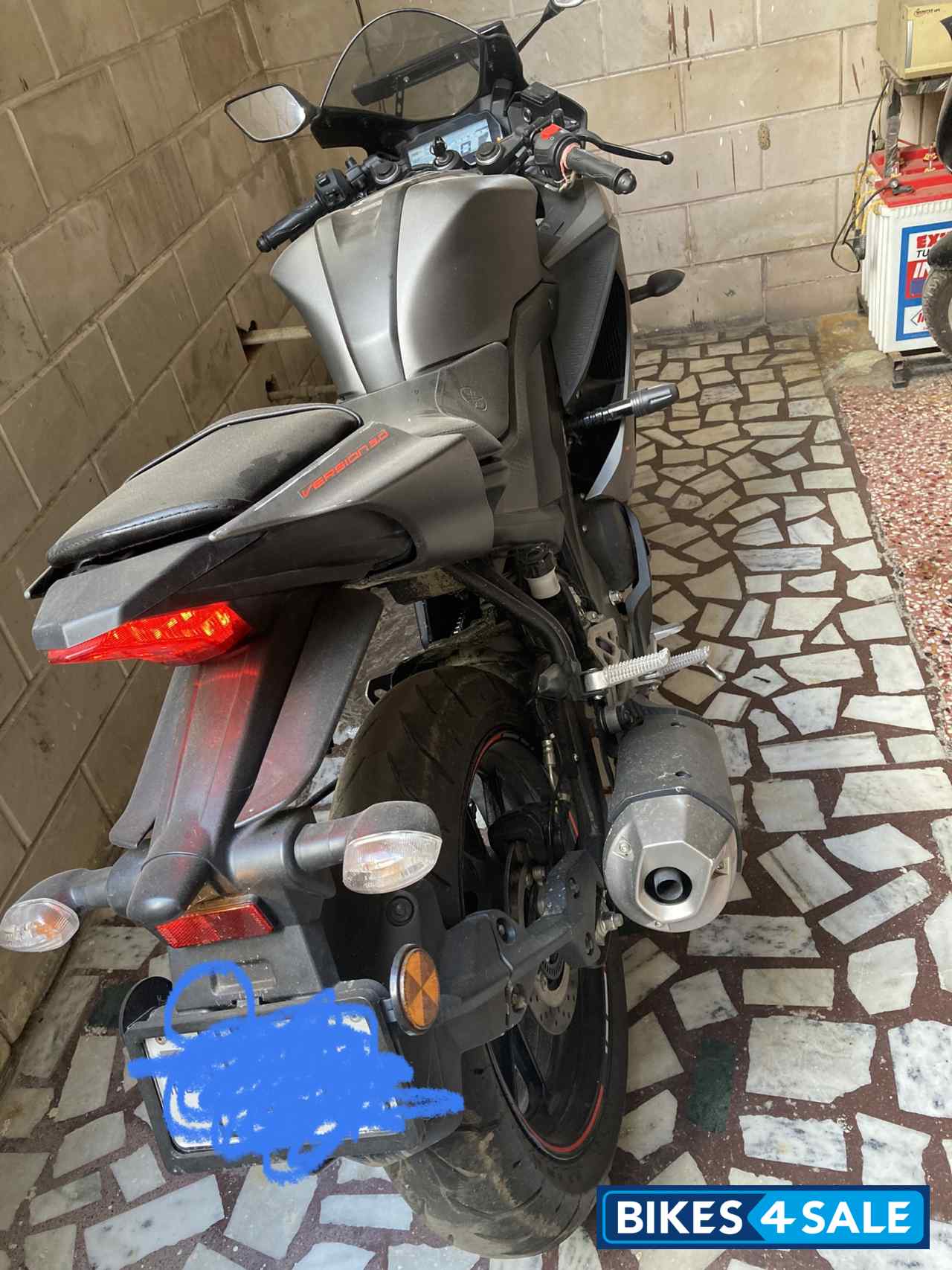 Grey Yamaha YZF R15 V3 BS6