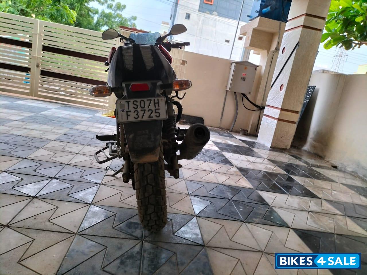 Black And Red Bajaj Pulsar 180F Neon BS6