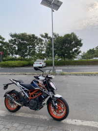 KTM Duke 390
