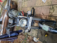 Bajaj Avenger Street 220