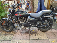 Bajaj Avenger Street 220